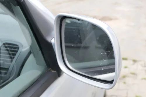 VW Polo 6N2 manueller Spiegel Außenspiegel rechts außen silber LB7Z + Glas