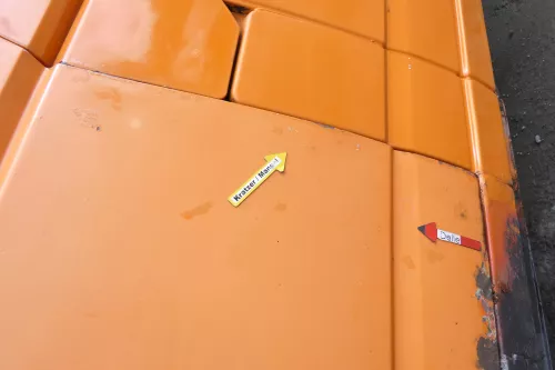 VW T4 Tür vorne links orange LP2C Fahrertür 701831055H bis ca1996 ohneAnbauteile (170597)