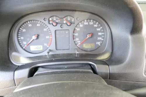VW Golf 4 Tacho Tachometer Kombiinstrument 147.000km 1J0920802 1,4 16V 75PS 55kw