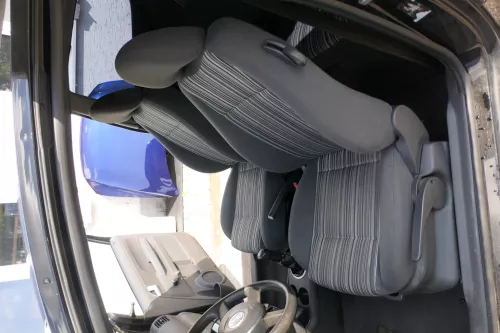 VW Fox Sitz Fahrersitz vorne links OHNEAirbag höhenverstellbar  v (170848)