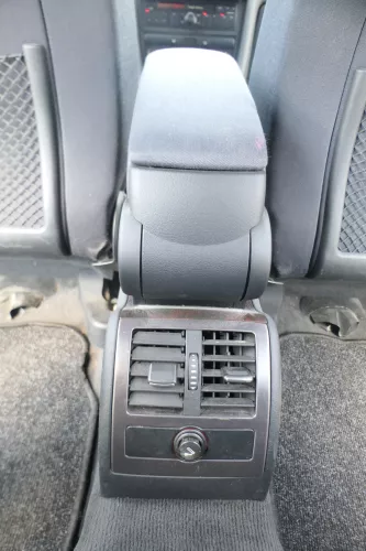 Audi A6 4B C5 Mittelarmlehne Armlehne original  (170945)