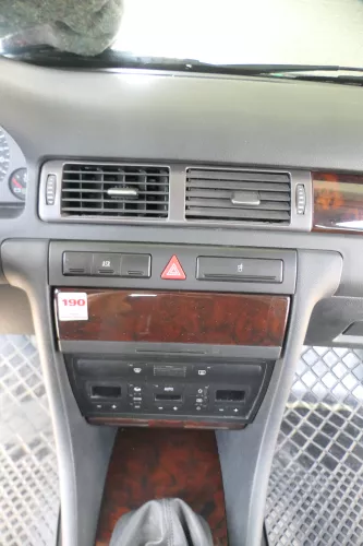 Audi A6 4B C5 Verkleidung Klappe Abdeckung Dekor Holz Optik Nußbaum  (170947)