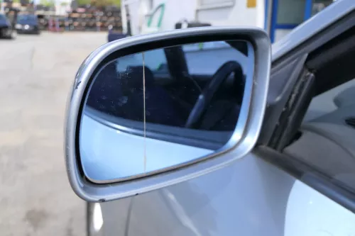 Audi A3 8L elektrischer Spiegel Außenspiegel links mit Glas silber LY7M (170992)