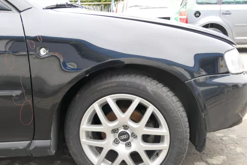 Audi A3 8L Kotflügel vorne rechts schwarz LY9B