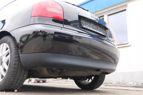 Audi A3 8L Stoßstange Heckstoßstange hinten schwarz LY9B (171105)