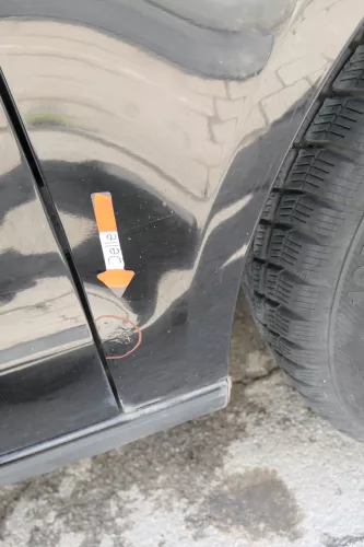 VW Polo 9N Kotflügel vorne rechts schwarz L041 bis ca.Bj.2004  (171183)