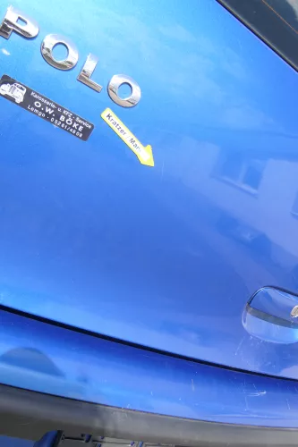 VW Polo 9N3 9N Heckklappe Kofferraumklappe Klappe blau LA5M - Scheibe  (171203)