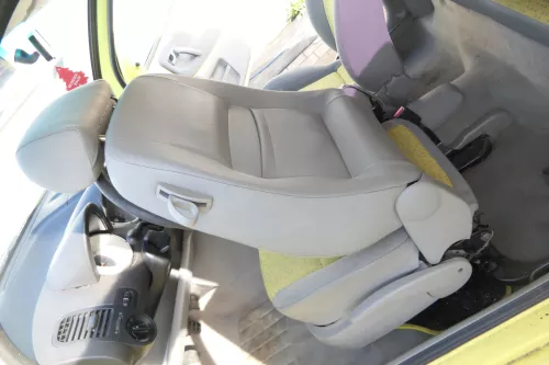Seat Arosa VW Lupo Sitz vorn links Fahrersitz Höhenverstellung höhenverste gelb (171250)