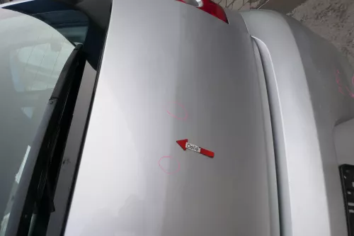 VW Fox 5Z Heckklappe Kofferraumklappe Klappe hinten + Scheibe silber LA7W (171260)