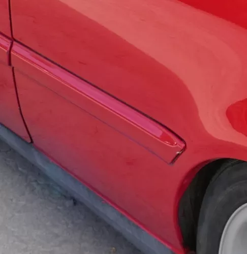 Golf 3 1H Leiste Zierleiste Seite hinten links rot LP3G 2/3-Türer lackier (171279)