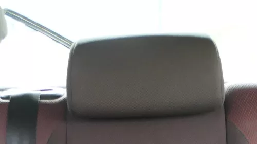 1x Seat Leon 1P Sitz hinten in der Mitte Kopfstütze Kopfstützen rot /schwarz