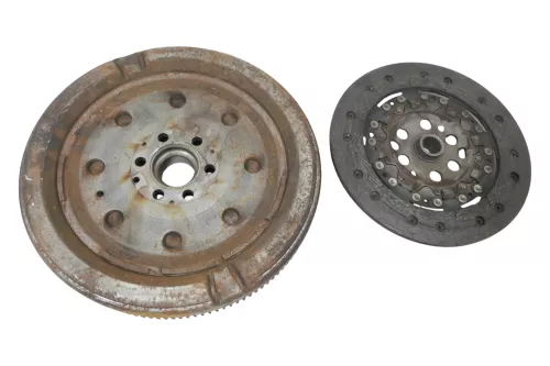 VW Passat 3C Touran 5-Gang Zweimassenschwungrad 2.0 FSI 06F105266AB (171383)