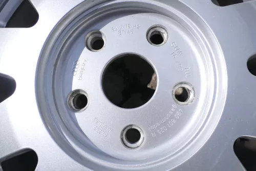 1x A4 A6 Alufelge 205/60 R15 4B0601025N 6j x16H2 ET45  LK 5x112 Ersatzrad 7-8mm (171471)