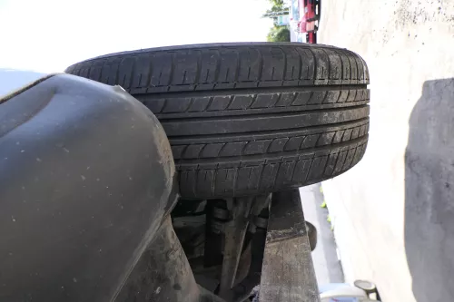 4x A4 B5 A6 4B Alufelgen 205/55 R16 91V Sommerreifen Reifen KBA 44409 AEZ 3-5mm (171472)