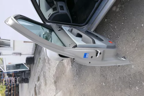 Fabia 6Y Kombi + Limousine Tür vorne links Fahrertür grau LF7T silber ohneAnba (171565)