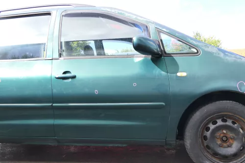 Sharan 7M Alhambra Tür rechts vorne Beifahrertür bis Bj1999 ohne Anbau grün LC6P (171630)