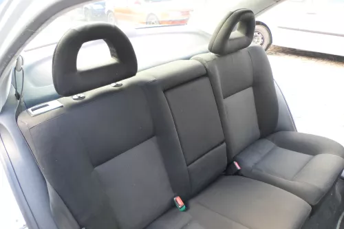 VW Bora Limousine Stufenheck Sitz Rückbank Rücksitzbank Sitzfläche Sitze (171797)
