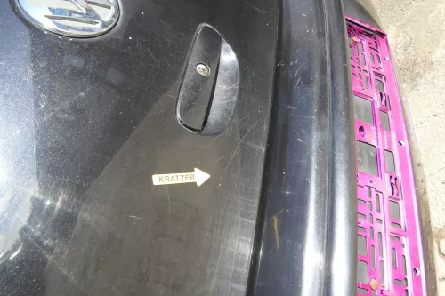 VW Polo 9N3 9N Heckklappe Kofferraumklappe Klappe schwarz LC9Z - Scheibe (171826)
