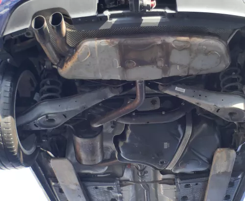 VW Golf 6 5K Auspuff hinten Endschalldämpfer Benziner MItteltopf Mitte 1,4 CAXA (171868)