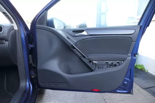 VW Golf 6 5K Türverkleidung Verkleidung Tür vorne +hinten 4-Türer  (171898)