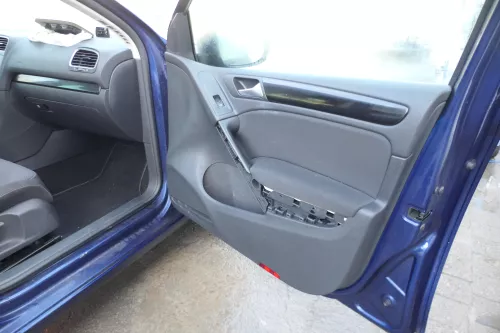 VW Golf 6 5K Türverkleidung Verkleidung Tür vorne +hinten 4-Türer  (171898)
