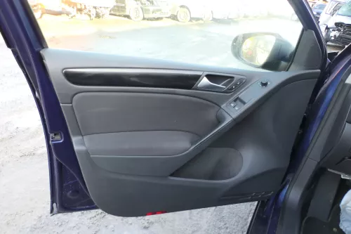 VW Golf 6 5K Türverkleidung Verkleidung Tür vorne +hinten 4-Türer  (171898)