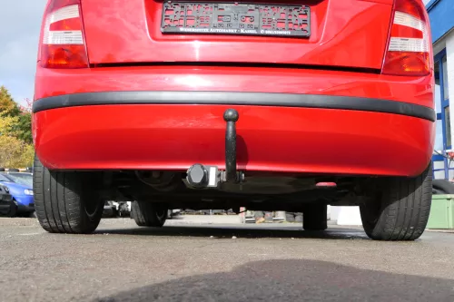 Skoda Fabia 6Y Schrägheck Stoßstange hinten Heckstoßstange rot LF3K (171950)