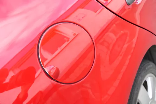 Skoda Fabia 6Y2 Limousine Tankdeckel Deckel Tank rot LF3K Schrägheck (171952)