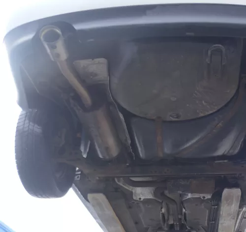Audi A4 B5 Auspuff Endschalldämpfer hinten Endtopf 1,6 ADP AHL 74kw 101PS (172008)