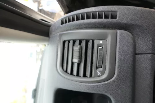 Skoda Fabia Roomster 5J Lüftungsdüse Düse Lüftung vorne rechts 5J0820046  9B9