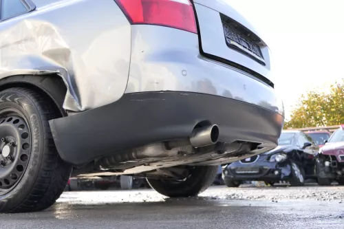 Audi A4 8E B6 Limousine Stoßstange hinten mit Spoiler grau LY7Q PDC (172050)