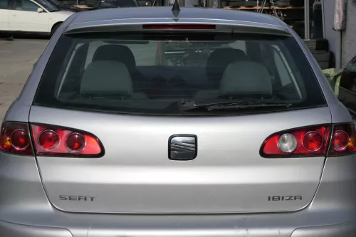 Seat Ibiza 6L Heckklappe Klappe hinten Kofferraumklappe grau LS7N ohne Spoiler!!