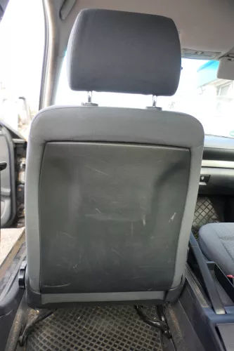 Audi A4 B5 Sitz Fahrersitz vorne links höhenverstellbar  (172461)