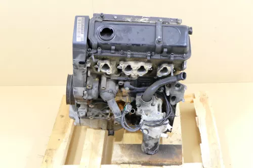 VW Passat 3BG Superb 2,0 AZM Benzin Motor 85kw 110PS - 166.000km (172498)