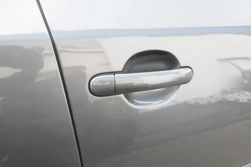 Fabia 5J Kombi + Limo Tür vorne rechts Beifahrertür grau titangrau 9795 (172609)