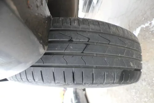 VW Polo 9N 6R Felgen Reifen 195/55 R15 85H Sommerreifen ca. 4-6mm (172664)