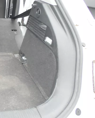 Audi A1 8X Abdeckung Verkleidung Kofferraum hinten rechts Seite 4/5-Türer (172957)