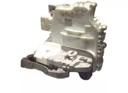 Audi A1 8X Stellmotor Tür Türschloß mit ZV hinten links 8X0839015 8X0839015C