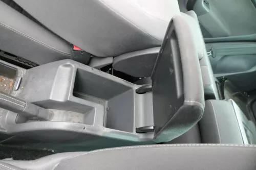 Golf Plus 5M Mittelarmlehne Armlehne Lehne Mitte Original verschiebbar schwarz (173192)