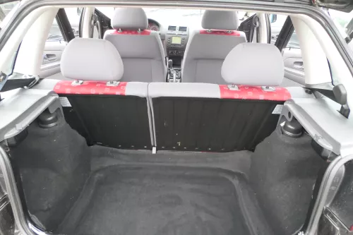 Seat Ibiza 6K Verkleidung Teppich Kofferraum Kofferraumteppich schwarz  (173274)