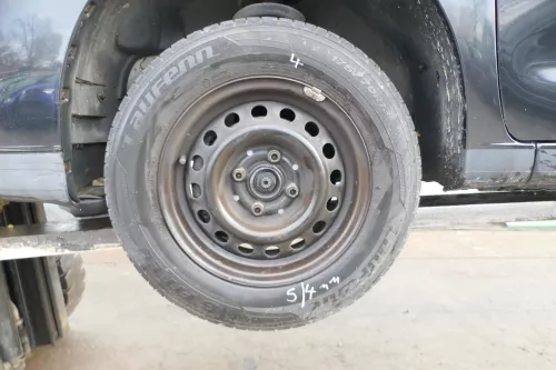 4x VW Golf 3 Vento 175/70 R13 82T Sommerreifen Reifen 5,5jx13H2 ET38 ca. 4-5mm (173280)