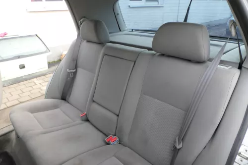 VW Golf 4 Limousine Sitz Rückbank Rücksitzbank hinten Sitze grau OHNE Kopf