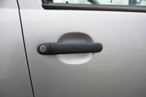 VW Golf 4 Bora Tür vorne rechts Beifahrertür 4/5-Türer+Kombi Variant LA7W silber (173389)