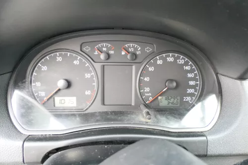 VW Polo 9N Tacho Tachometer Kombiinstrument 218.000km 6Q0920800P 1,2 47kw 40kw
