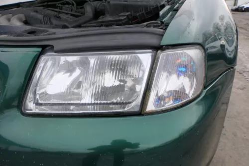 Audi A3 8L Scheinwerfer links bis ca. Bj. 1999 mit Blinker