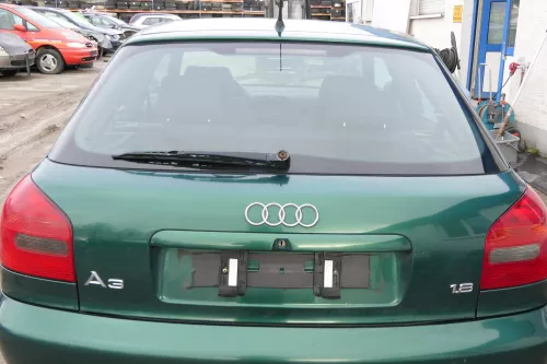 A3 8L bis cBj. ca1999 Heckklappe Kofferraumklappe Klappe hinten grün LZ6L Scheib