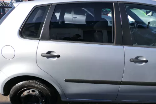VW Polo 9N 9N3 Tür hinten rechts 4/5-Türer grau silber LA7W - ohne Anbauteile