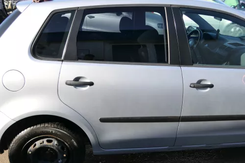 VW Polo 9N 9N3 Tür hinten rechts 4/5-Türer grau silber LA7W - ohne Anbauteile (173981)