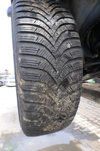 4x Golf 4 Bora Alufelgen Felgen 195/65 R15 Winterreifen Reifen 1J0601025Q 5-6mm (174413)