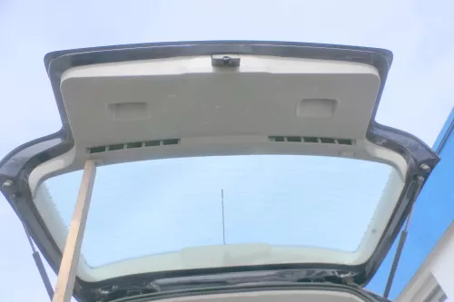 VW Golf 4 Limousine Heckklappe Kofferraumklappe Klappe hinten blau LA5G -ohneAnb (174535)